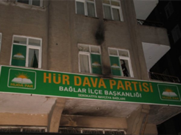 HÜDA PAR Binasına Bombalı Saldırı 