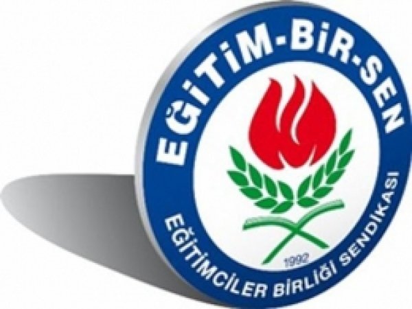 Öğretmene Yapılan Saldırıya Sert Tepki 
