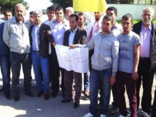 İşçiler, BDP'li Başkanın Basına Verdiği Açıklamaya Tepki Gösterdi 