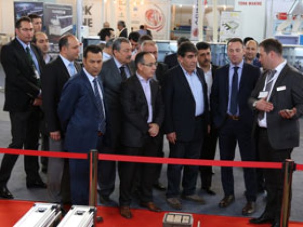 Ortadoğu Mobilya Yan Sanayi Fuarı Başladı 