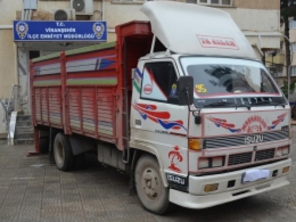 Viranşehir'de 2 Ton Kaçak Akaryakıt Ele Geçirildi    