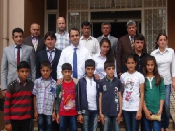 Eğitimciler İhtiyaç Sahibi Öğrencileri Sevindirdi 