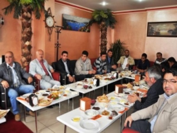 Bitlis Valisi Öztürk Basın Mensuplarıyla Bir Araya Geldi 