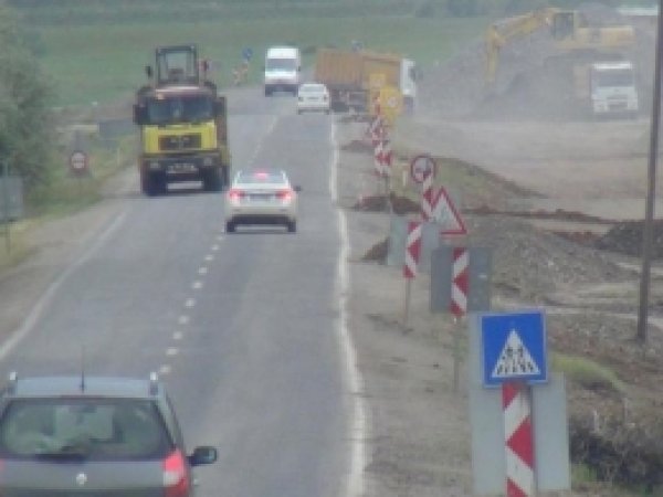'Genç-Bingöl Duble Yolu Neden Bitmiyor' 