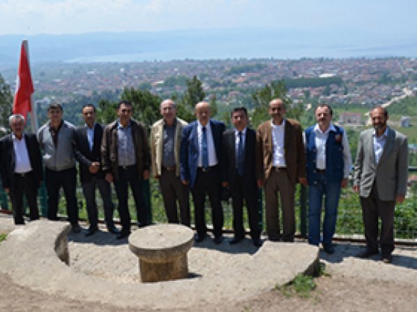 Bursa'daki Abdulvahap Tepesi Yenileniyor 