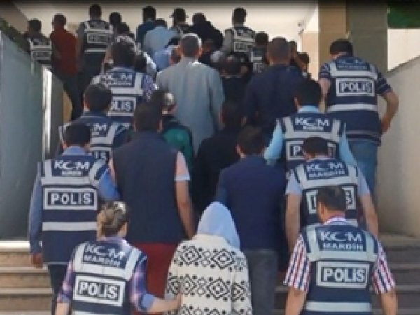 Lüks Otomobil Baskınında 11 Kişi Tutuklandı  