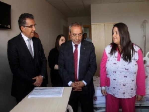 Tedavi İçin İstanbul'dan Van'a Geldi 