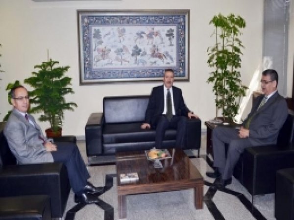 Diyarbakır Valisi Kıraç Başkan Güvenç'i Ziyaret Etti 