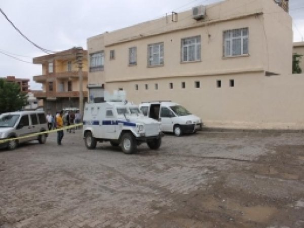 Cami Avlusunda Kavga: 2 Ölü, 1 Yaralı 