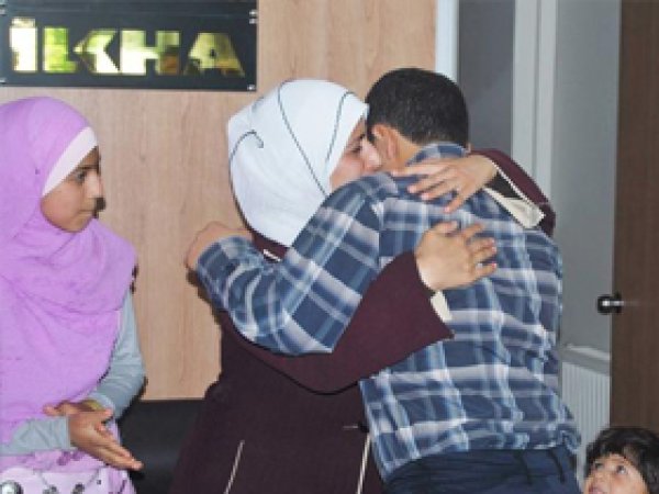 Suriyeli Ailelerin Hüzünlü Buluşması 