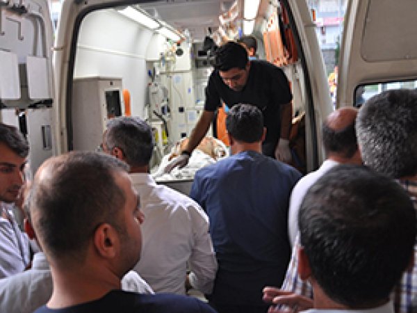 AK Partili Eski Başkana Silahlı Saldırı