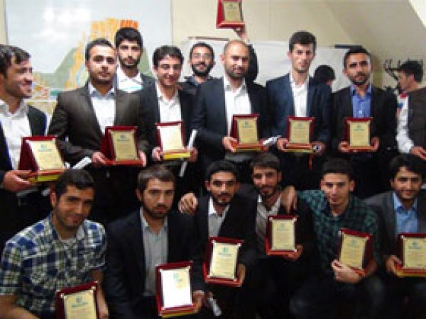 Mustazaflar Cemiyeti'nde Mezuniyet Programı  