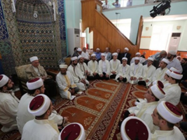 17 Hafız İcazet Aldı