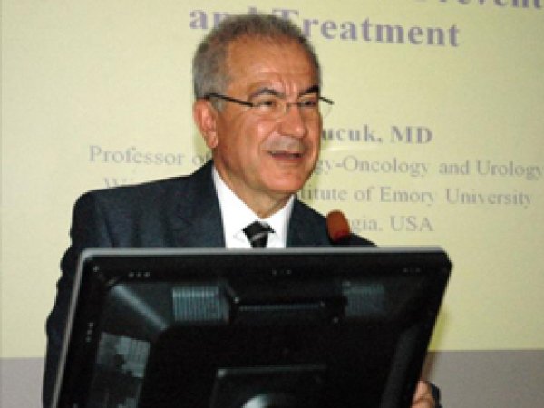 'Kansere Karşı Domates Yiyin'