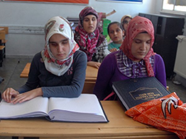 Görme Engellilere Kur'an Eğitimi