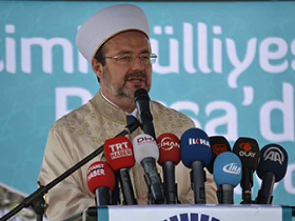 Görmez: Sorunlar Mezhep Kaynaklı Değil