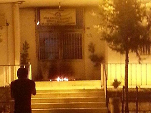 İdil'de TEDAŞ Binasına Saldırı 