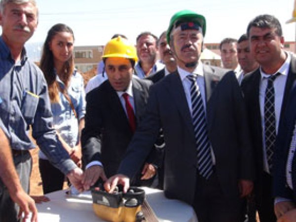 Muş'ta Süt Fabrikasının Temeli Dualarla Atıldı 