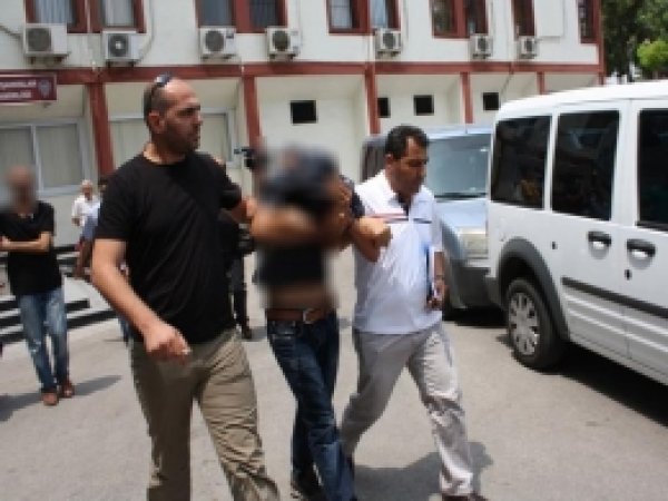 Mersin'de Hırsızlıktan 3 Kişi Yakalandı 