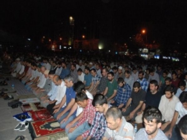 Dağkapı'da Filistine Dua, İsrail'e Beddua