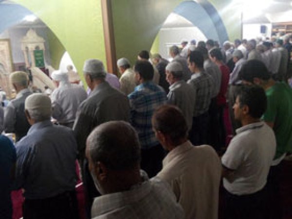 Gazzeli Şehitler İçin Gıyabi Cenaze Namazı