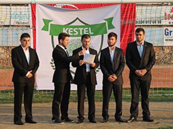 Bursalı Gençler Bonzaiye Karşı Yürüdü 
