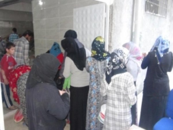 Umut Der'den Suriyeli Muhacirlere İftar Yemeği 
