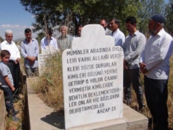 Bayramda İslam Şehitleri Unutulmadı 