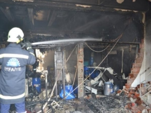 Bursa'da Tekstil Fabrikasında Patlama 