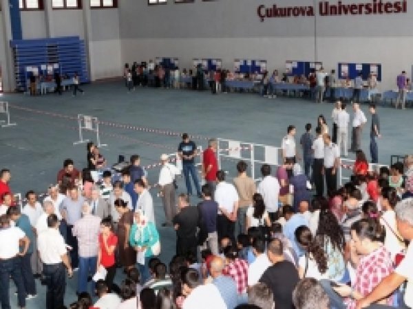 Çukurova Üniversitesi'ne E-kayıt Başlıyor 