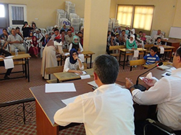 Kur'an Kursu Öğrencileri Birincilik İçin Yarıştı 