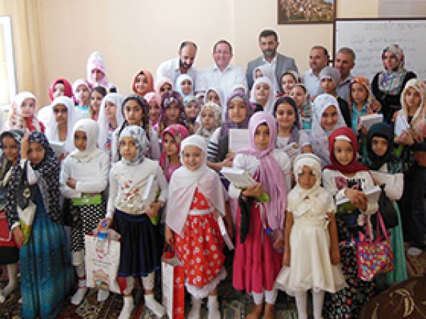 İlim Yayacak Çocuklar Mezun Oldu 