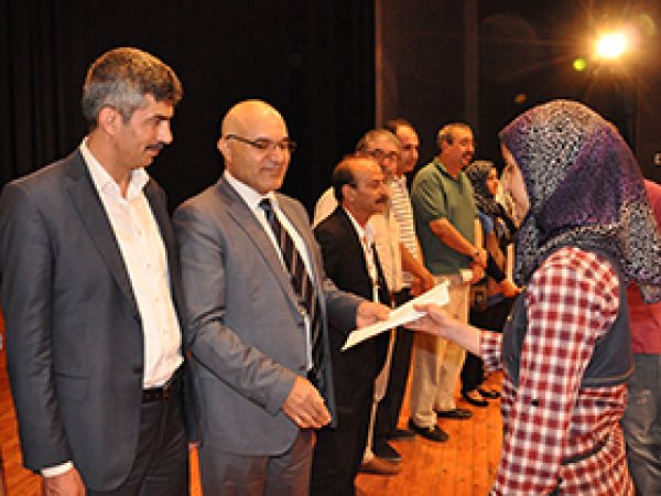 Dereceye Giren Suriyeliler Ödüllendirildi 
