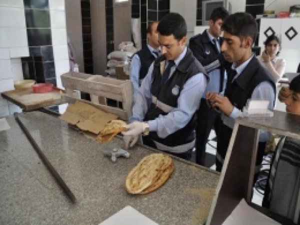 Siverek'te Hijyen Kurallarına Uymayan Fırınlara Ceza 