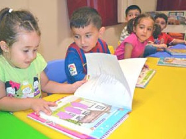 Minikler Ders Başı Yapıyor 