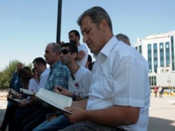 Okuma ve Yazma Günü Kitap Okunarak Kutlandı 