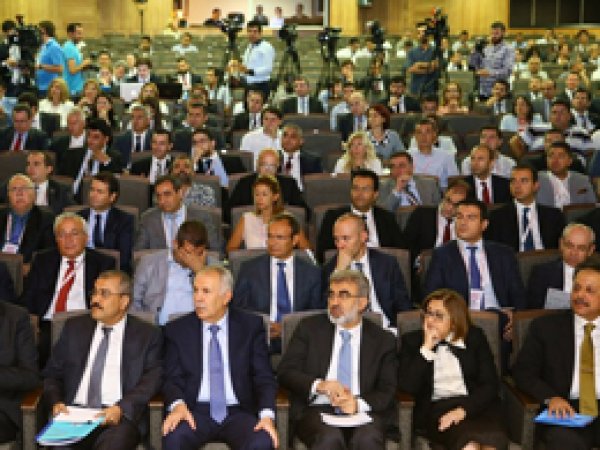 Türkiye Enerji Zirvesi Gaziantep'te Bir Araya Geldi 