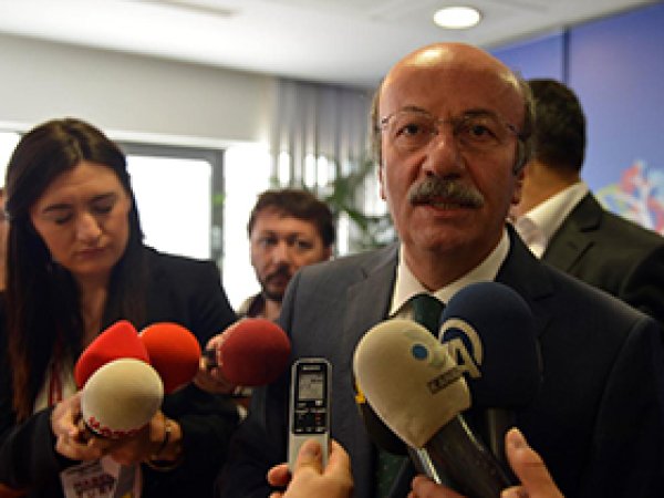 Bekaroğlu: CHP'ye Katkı Sağlayacağım