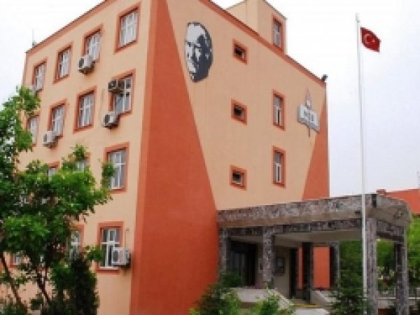 Okumak İsteyen Gençlere Liseye Kayıt İmkanı 