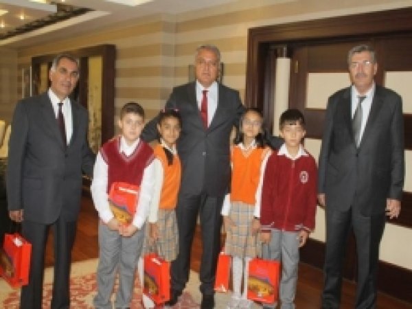 Ağrı Valisine İlköğretim Haftası Ziyareti 