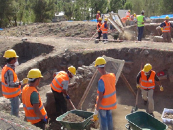 Muş'ta Arkeolojik Kazı Başlatıldı 