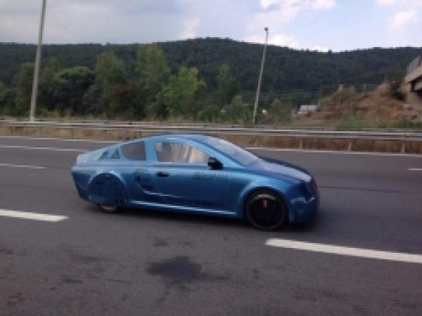Türkiye Turuna Çıkan Elektrikli Otomobil Bingöl'de