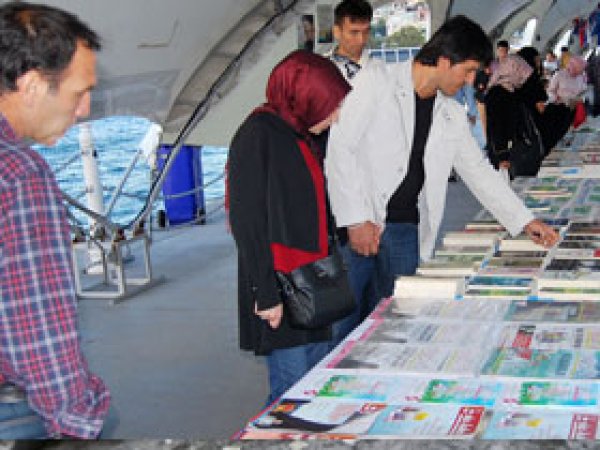 Doğrumedya Grubu Üsküdar Dergi Fuarında 