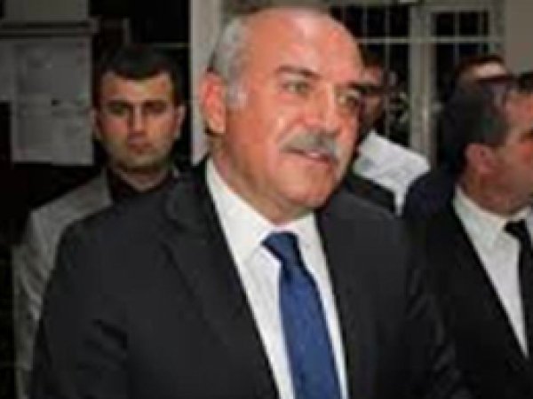 Vali İpek, 'Anadilde Okul Açmanın Önü Açık'