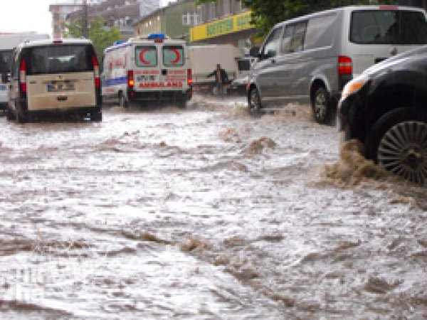 Meteorolojiden Kuvvetli Yağış Uyarısı 