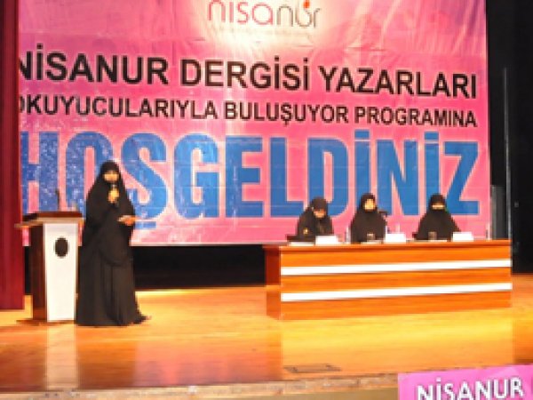 Nisanur Dergisi Okuyucularıyla Buluştu 