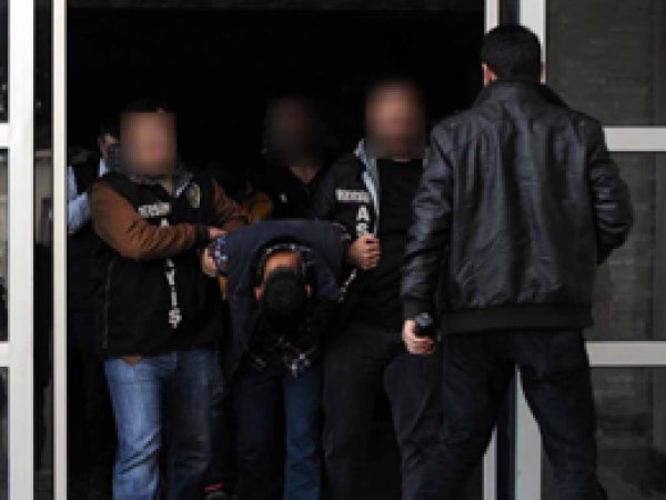 Kuyumcu soyguncuları yakalandı