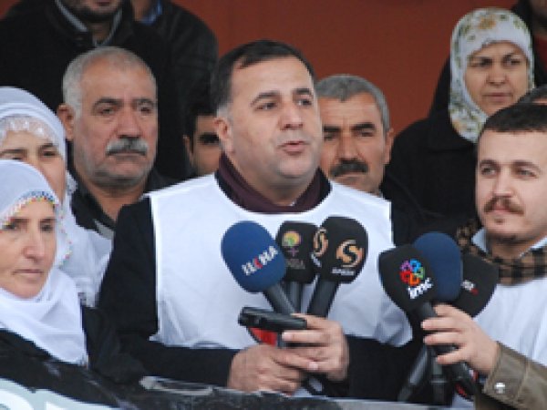 İHD'den yetkililere 'samimiyet' çağrısı