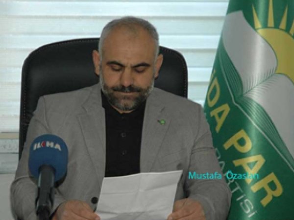 'Hakareti esefle kınıyoruz'