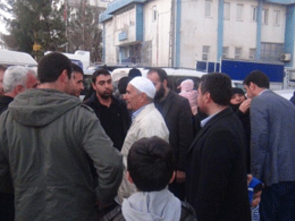 Umre kafilesi dualarla kutsal topraklara uğurlandı